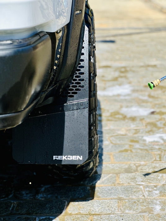 REK-mesh Baja Universal Offset Mud Flaps- 1 Set = 2 Flaps