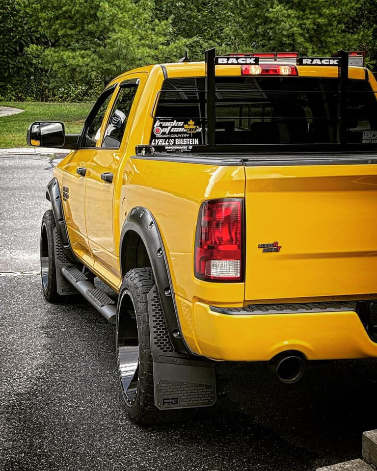 Load image into Gallery viewer, Ram Custom Fitting Rek Mesh Mud Flaps - Black on Black
